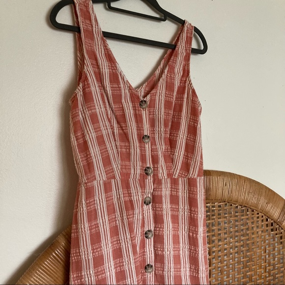Peaches n Cream plaid button up dress with slight flared high-low hem - Picture 5 of 6